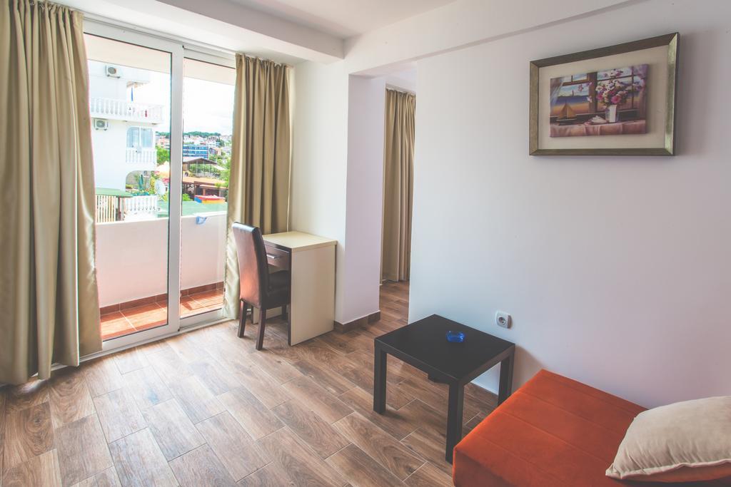 David Apartments And Rooms Dobra Voda Ngoại thất bức ảnh